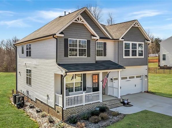 1318 Reading Ct, Burlington, NC 27217