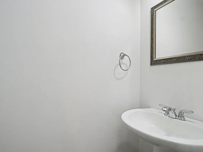2416 Charleston St #A — Photo 12