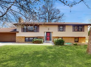 65 17th Ave SW, New Brighton, MN 55112