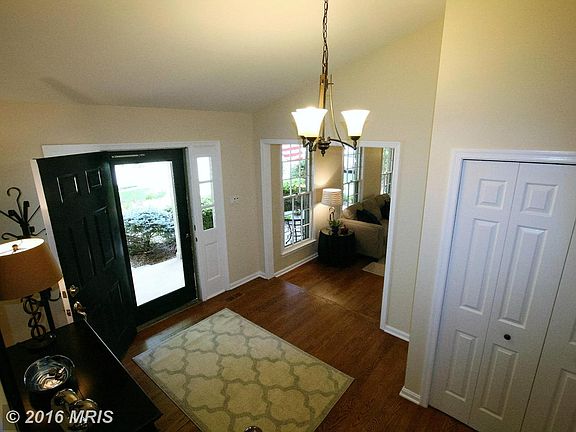 3rd image of 5206 Marvell Ln