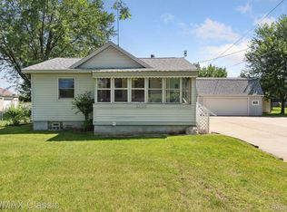 2454 N Milford Rd, Highland, MI 48357