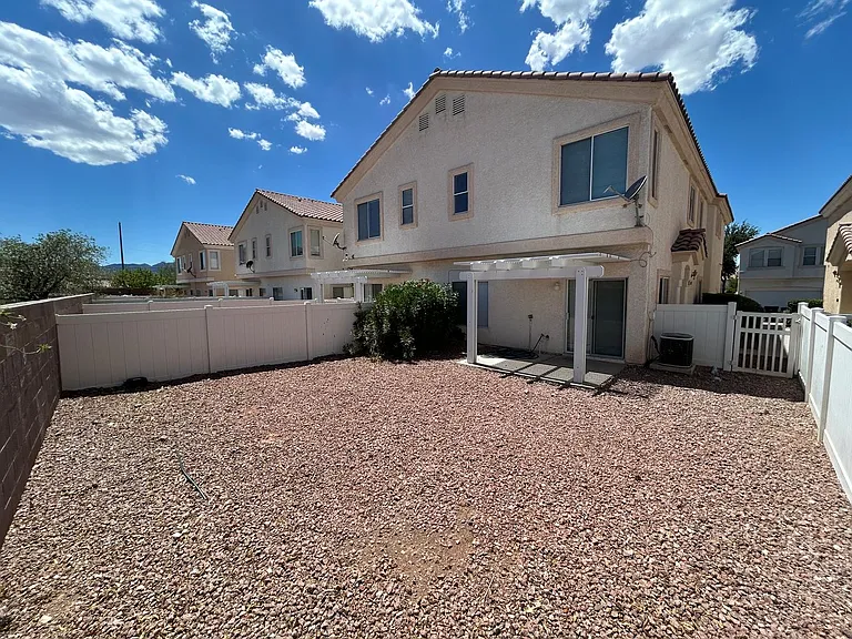 1611 Lefty Garcia Way — Photo 30