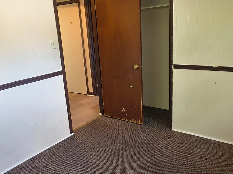 3505 Champlain Ave — Photo 16