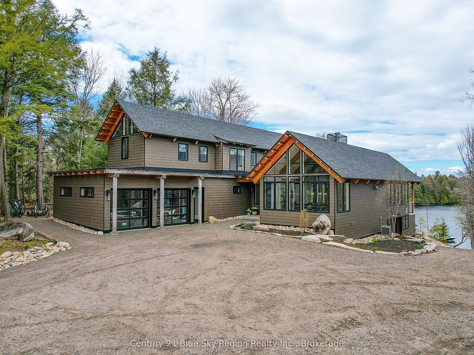 1st image of 238 Niagara Rd