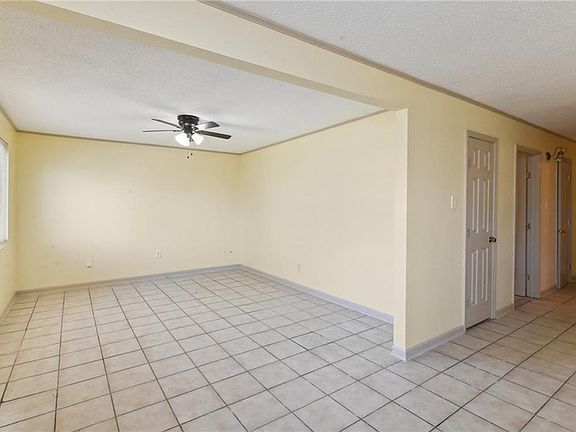 4th image of 5004 Swathmore St