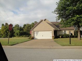 2980 Connor Reed Dr, Horn Lake, MS 38637