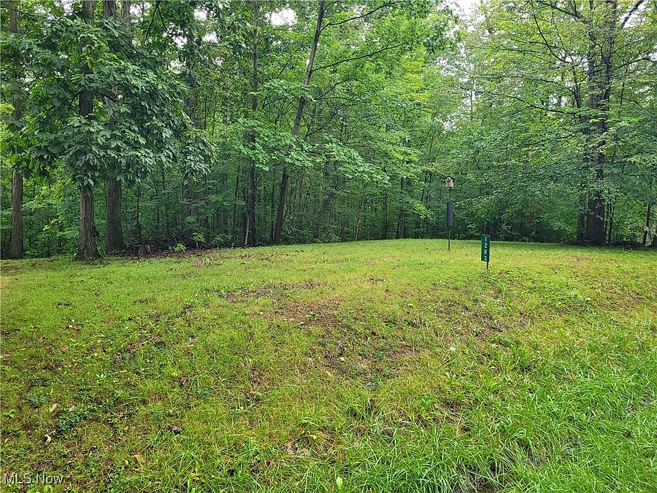 2nd image of 1283 Laurel Dr