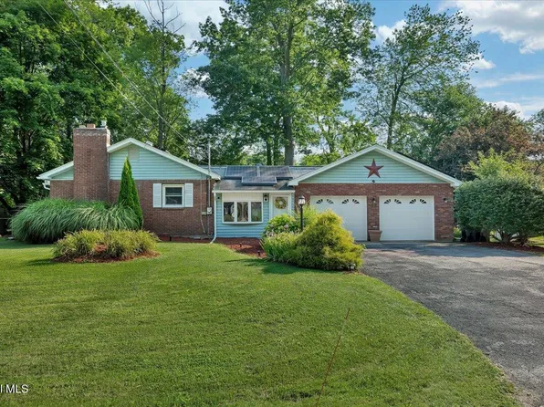 22 Ridgewood Lane, Glenville, NY 12302