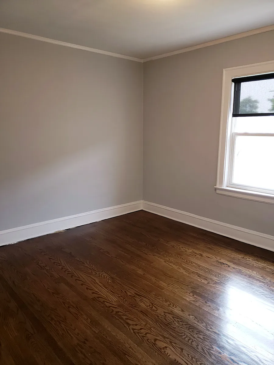 Building Photo - 3318 N Leclaire Ave #3S