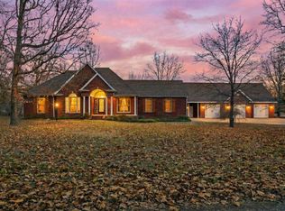 8980 Private Road 9689, West Plains, MO 65775
