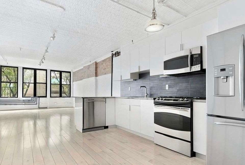 1st image of 17 Bleecker St APT 3W