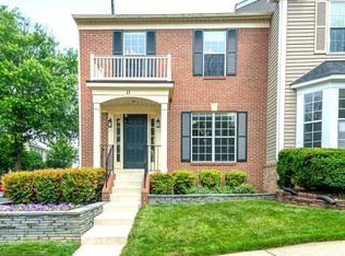 11 Cottage Field Ct, Germantown, MD 20874