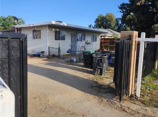 43310 Fairglen Rd, Lancaster, CA 93535