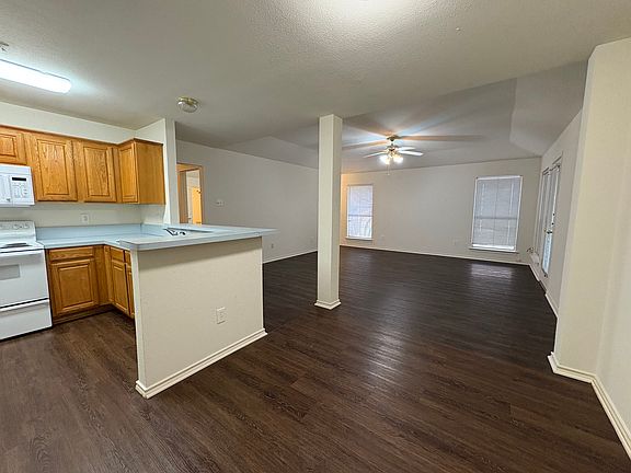 5th image of 318 Bryant Ln