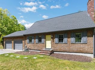 8 Stacey Rd, Middleboro, MA 02346