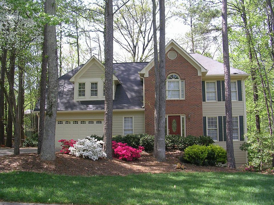 Beautiful Wooded Lot