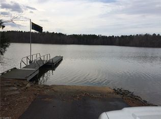 336 Harbor Dr E, Lexington, NC 27292