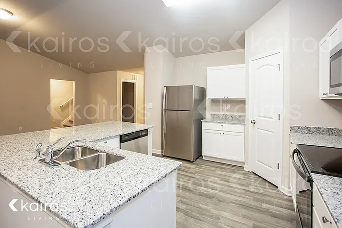 Building Photo - 1195 Amberlight Cir