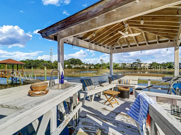 201 Jonesville Rd, Hilton Head Island, SC 29926