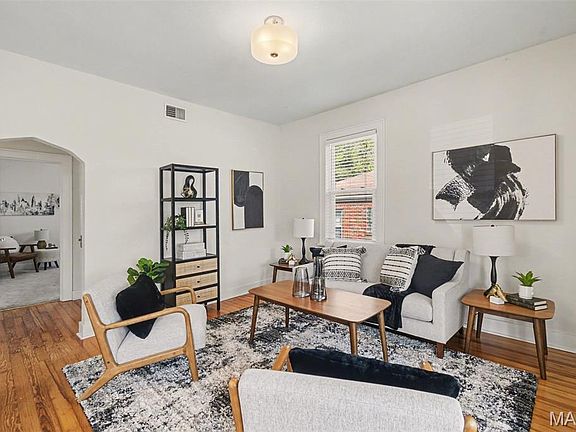 5th image of 727 Landscape Ave