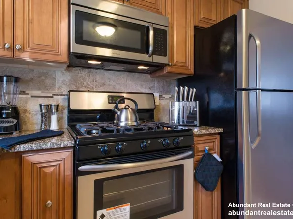 37 Oxford Cir, Belmont, MA