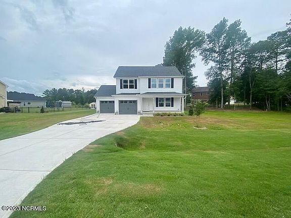 2nd image of 300 Phillips Ridge Ln