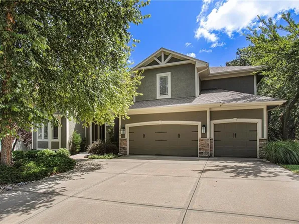23966 W 121st St, Olathe, KS 66061