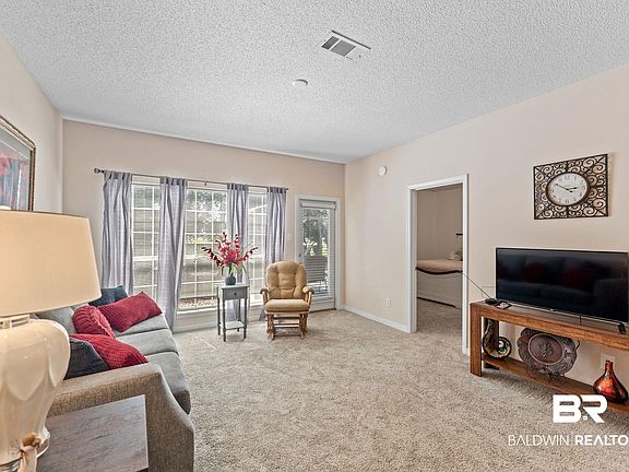 4th image of 2651 S Juniper St APT 203