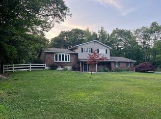 60 Fawn Ln, Tamaqua, PA 18252
