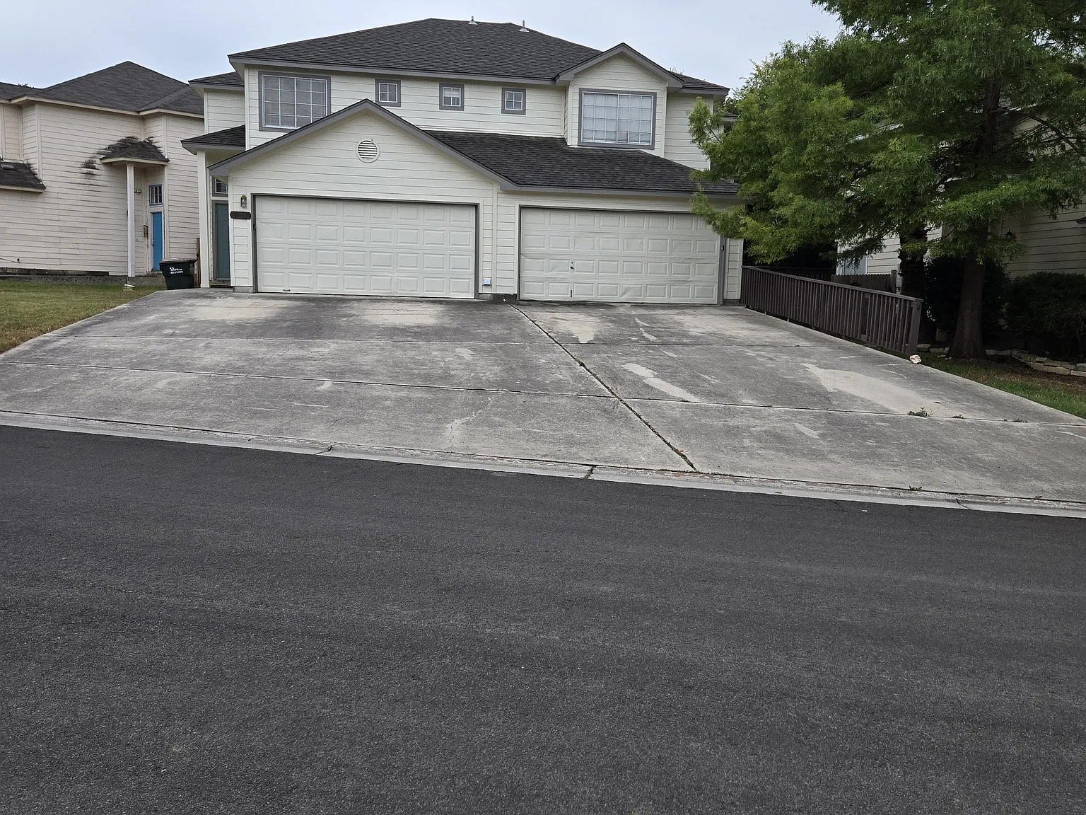 3 bed, 2.5 bath, 2746 sqft, $1,500 — Photo 3