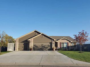 8713 E Millrun St, Wichita, KS 67226