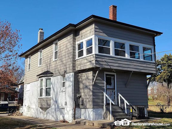 4th image of 3331 Brooklyn Ave