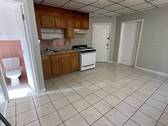 4th image of 529-531 N 4th St #3R