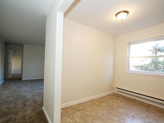 3rd image of 11 Betsy Ross Lane #B