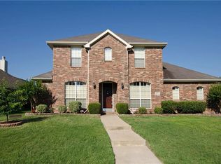 8706 Hartford Dr, Rowlett, TX 75089