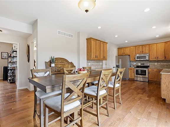 5th image of 1804 Cardinal Cir
