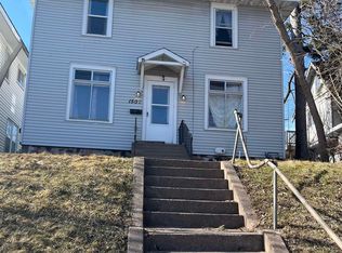 1507 E 4th St, Duluth, MN 55812