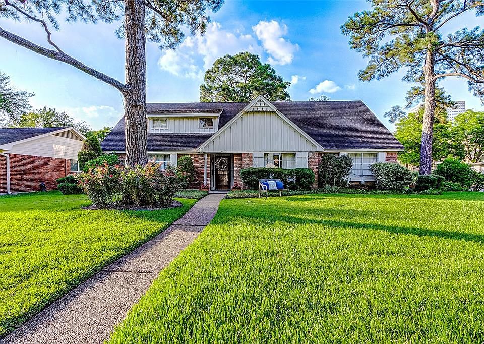1st image of 12402 Barryknoll Ln
