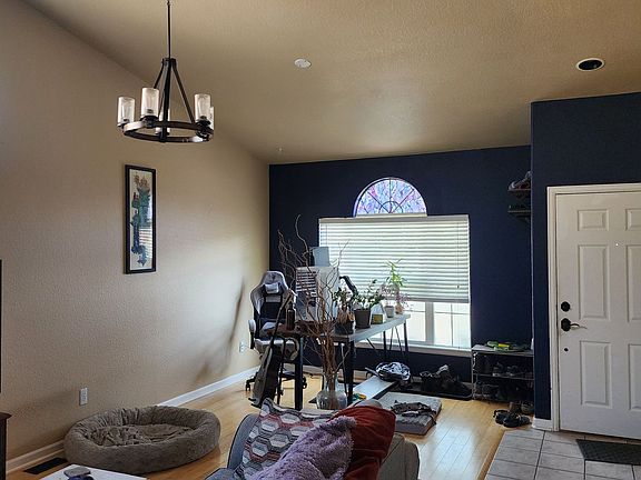 2nd image of 814 Timothy Dr