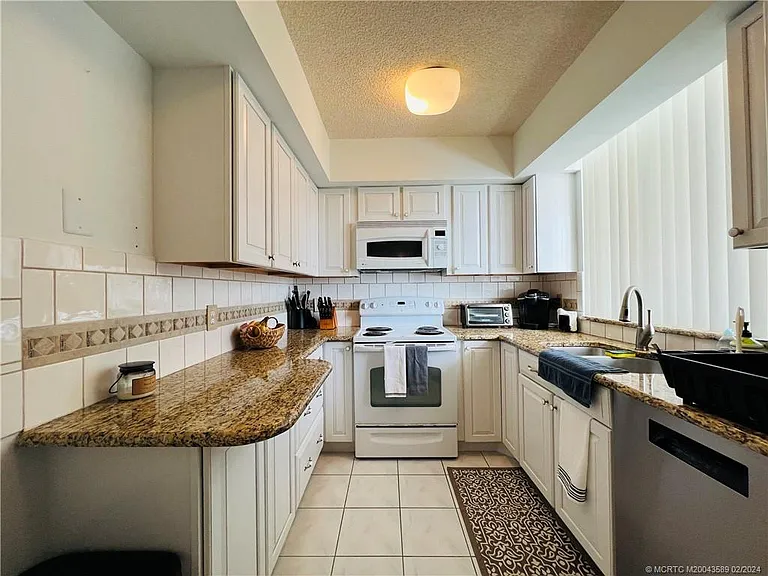 3442 NE Causeway Blvd #302 — Photo 47