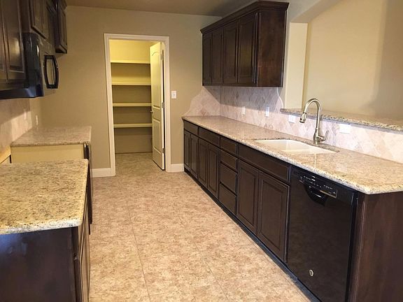 4th image of 10114 Vernon Dr