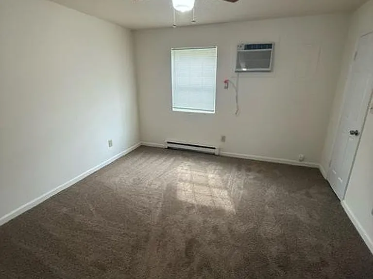 306 Reece Ave — Photo 3