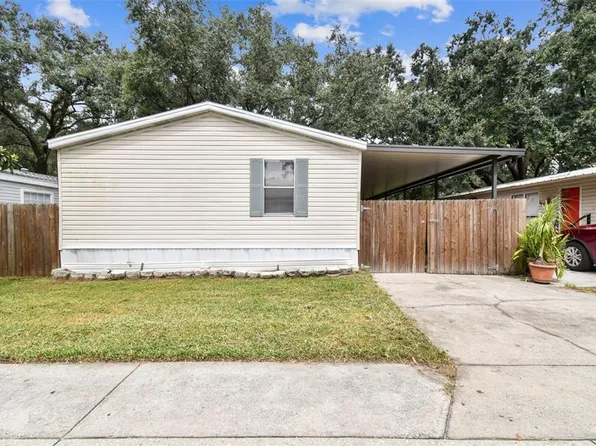 10607 Bay Hills Cir, Thonotosassa, FL 33592