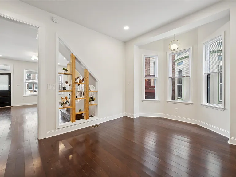 4911 Warrington Ave — Photo 75