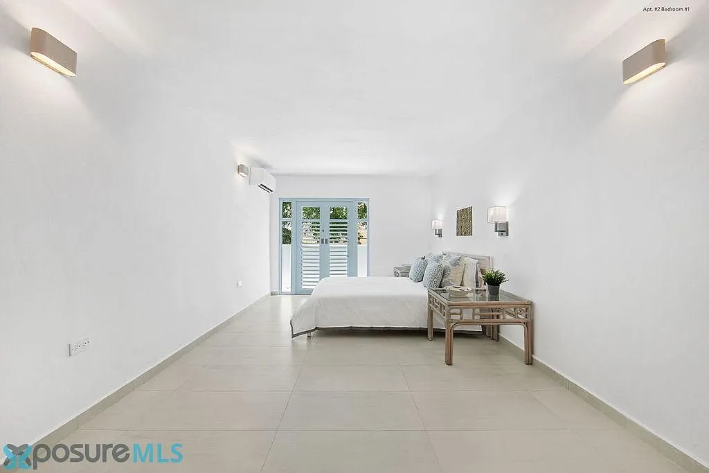 2 bed, 2.0 bath, 819 sqft, $2,450 — Photo 1