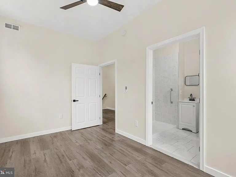 5431 Stewart St — Photo 31