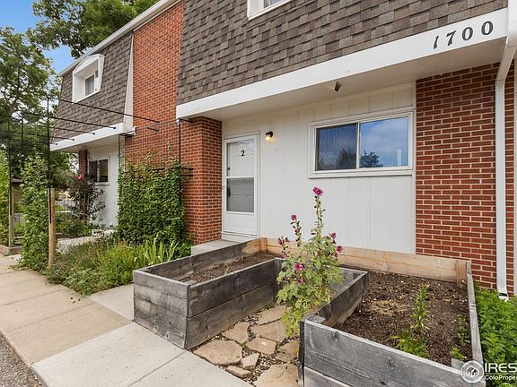 3rd image of 1700 Palm Dr #2