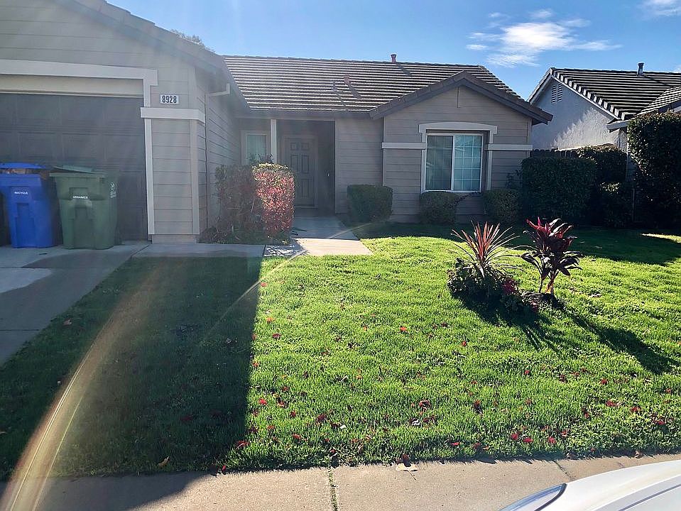 2nd image of 8928 Four Seasons Dr