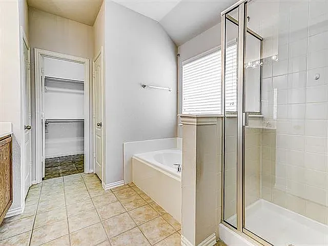 2761 Cascade Cove Dr — Photo 14