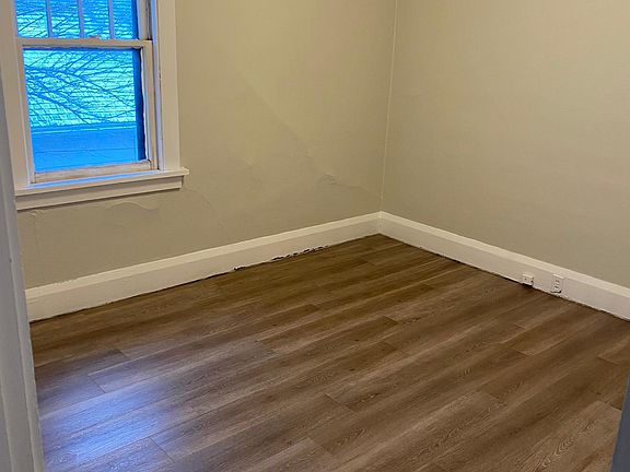 5th image of 1124 21st Ave #2